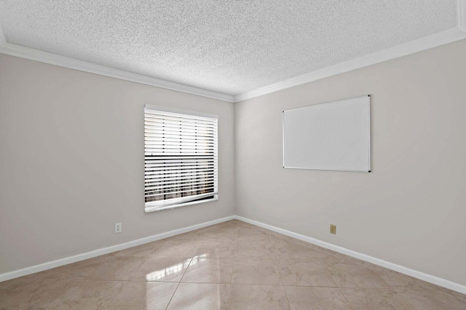 Unit 210 photo 8