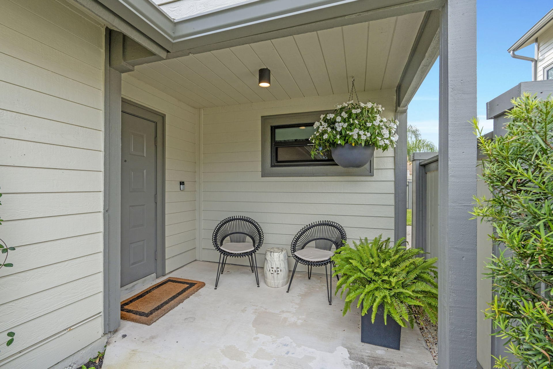 Residence photo 3