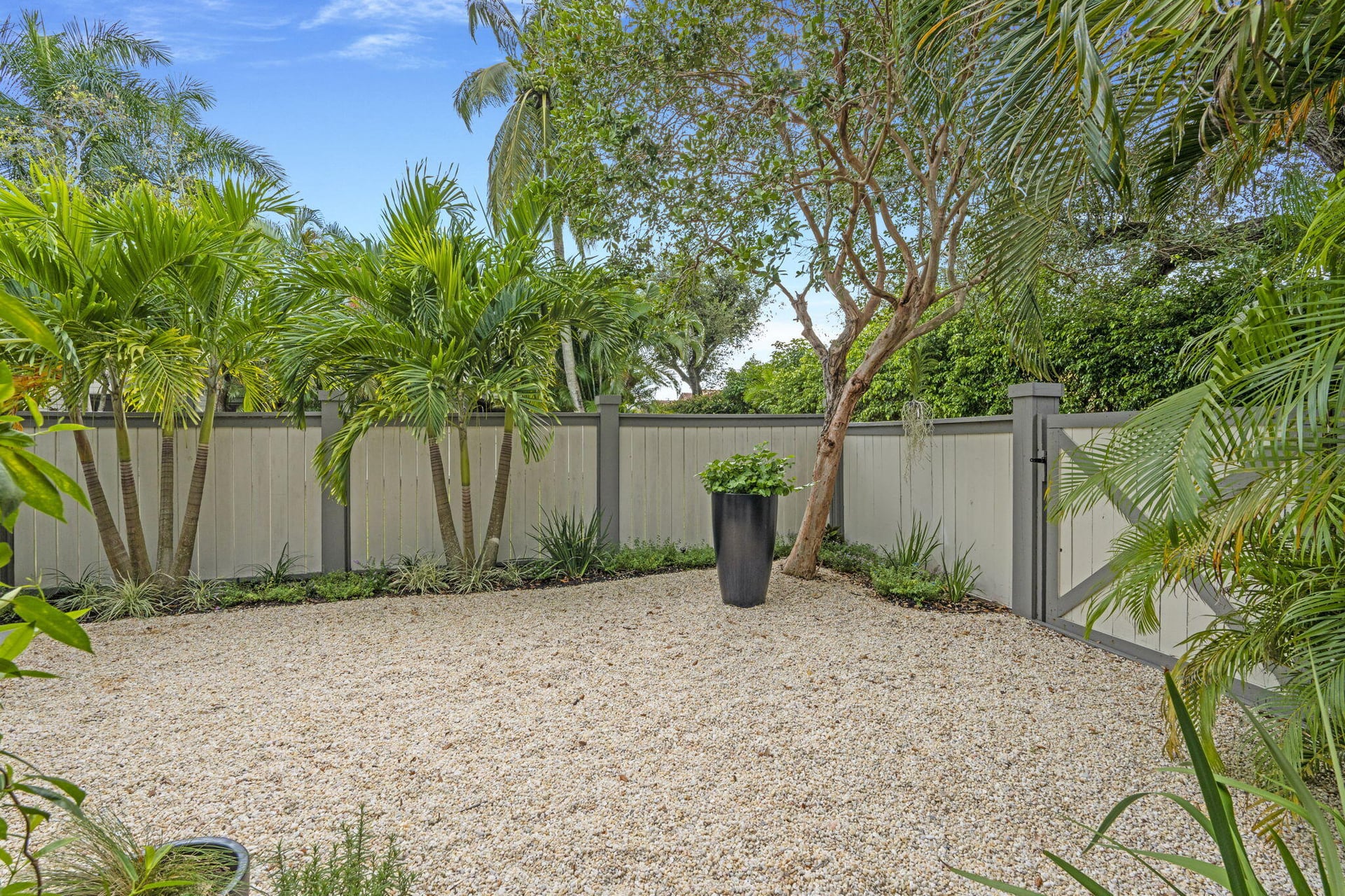 Residence photo 34