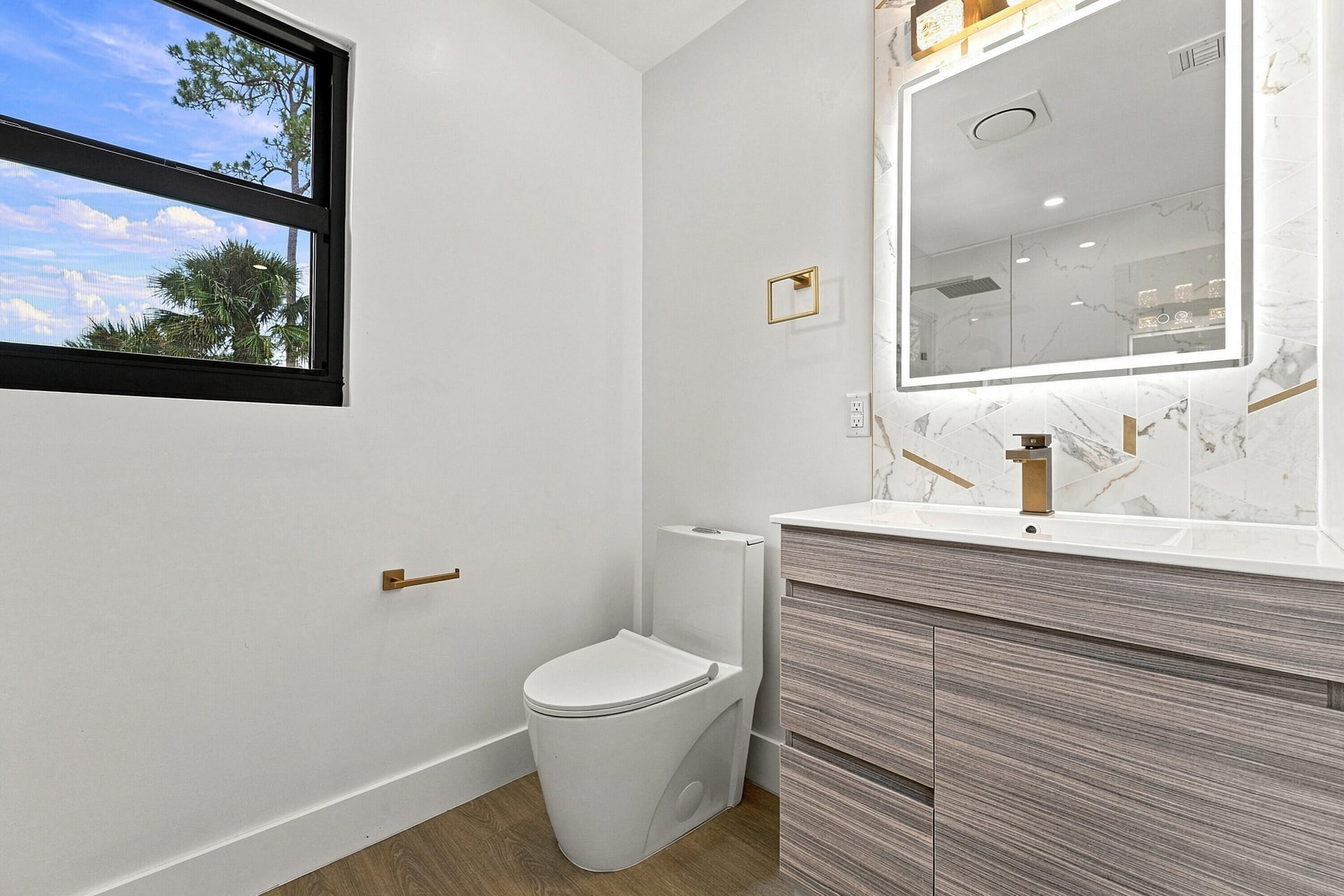  Residence photo 21
