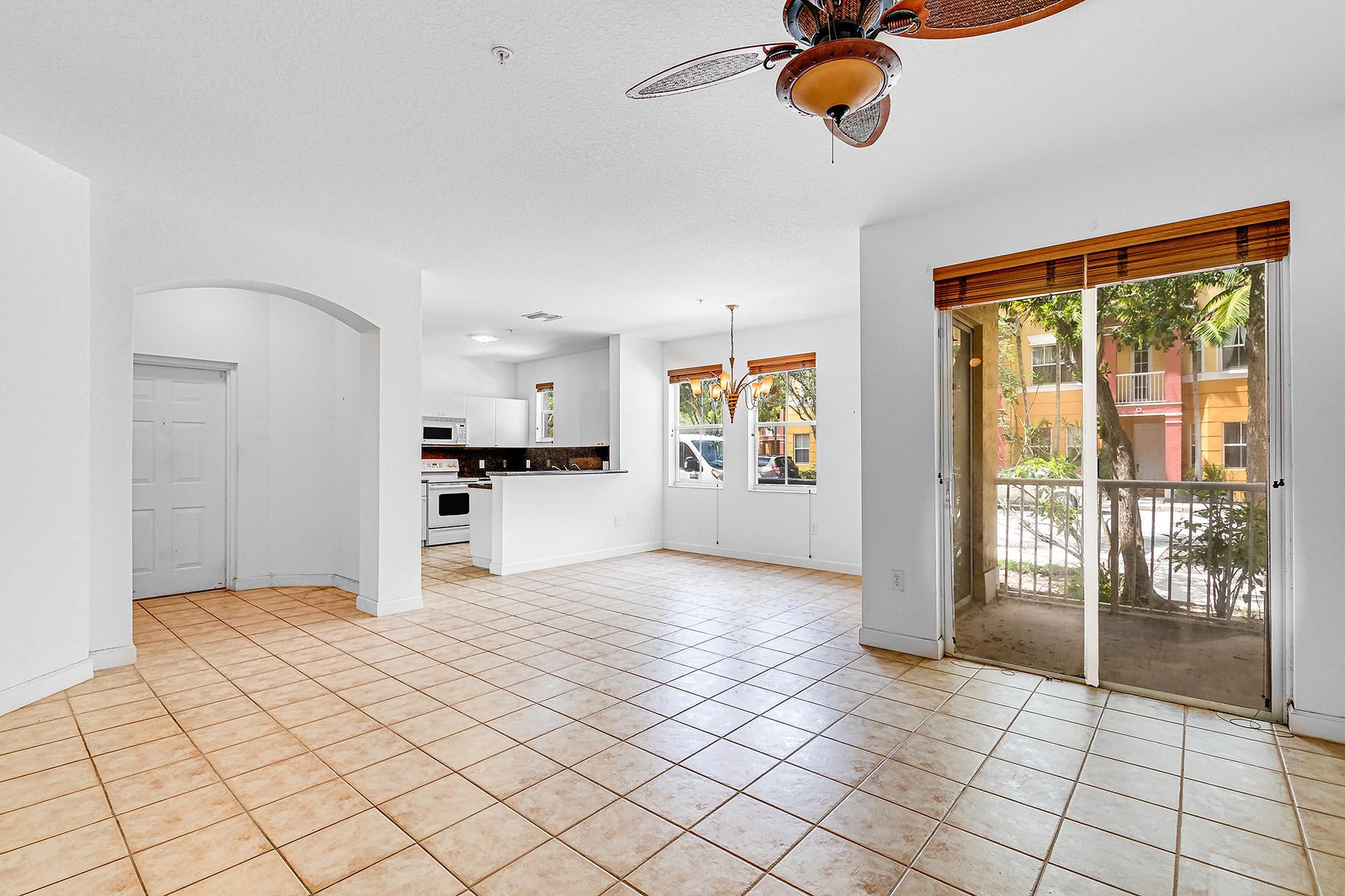 Residence photo 2