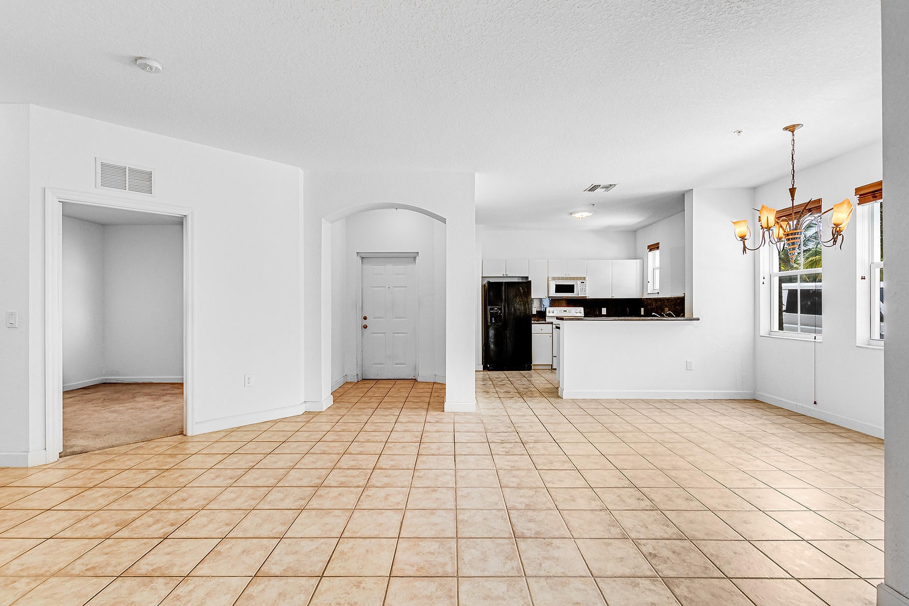 Residence photo 3