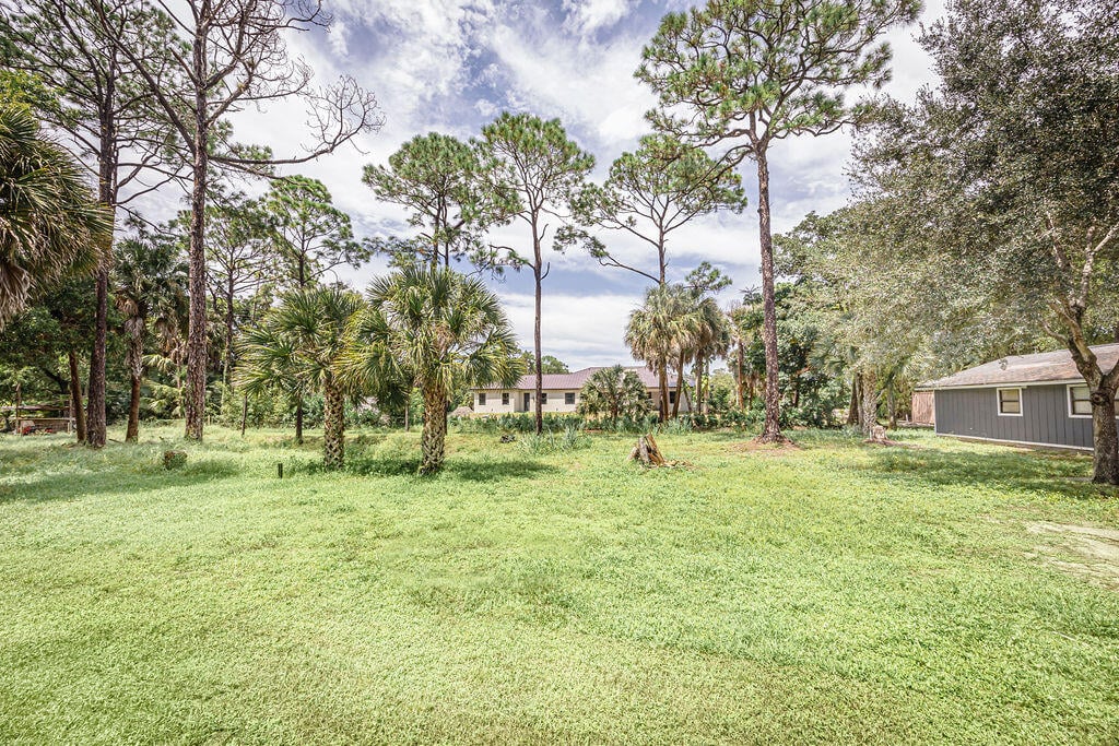 Residence photo 5