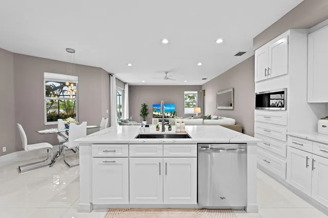 Residence photo 14