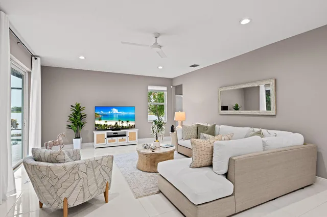 Residence photo 19