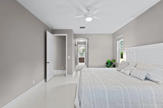 Residence photo 24