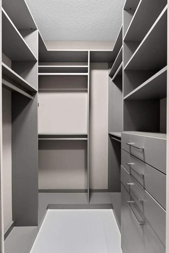 Residence photo 26