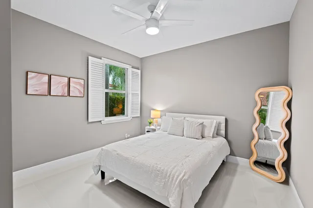 Residence photo 36