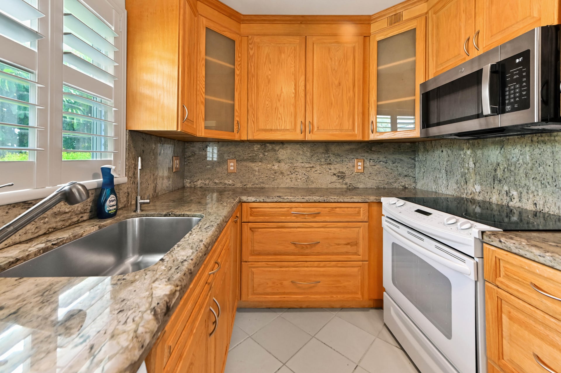 Residence photo 12