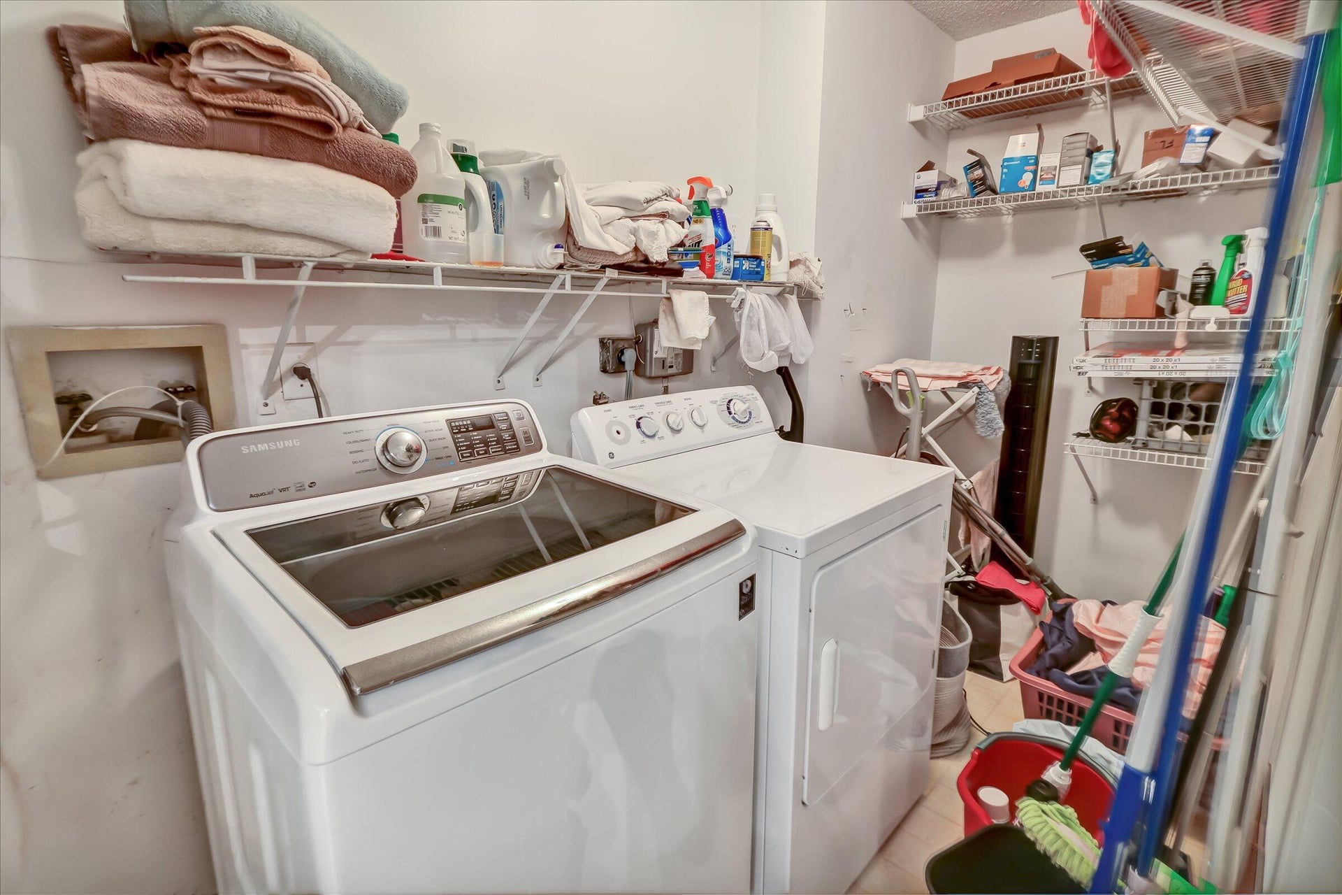  Residence photo 11