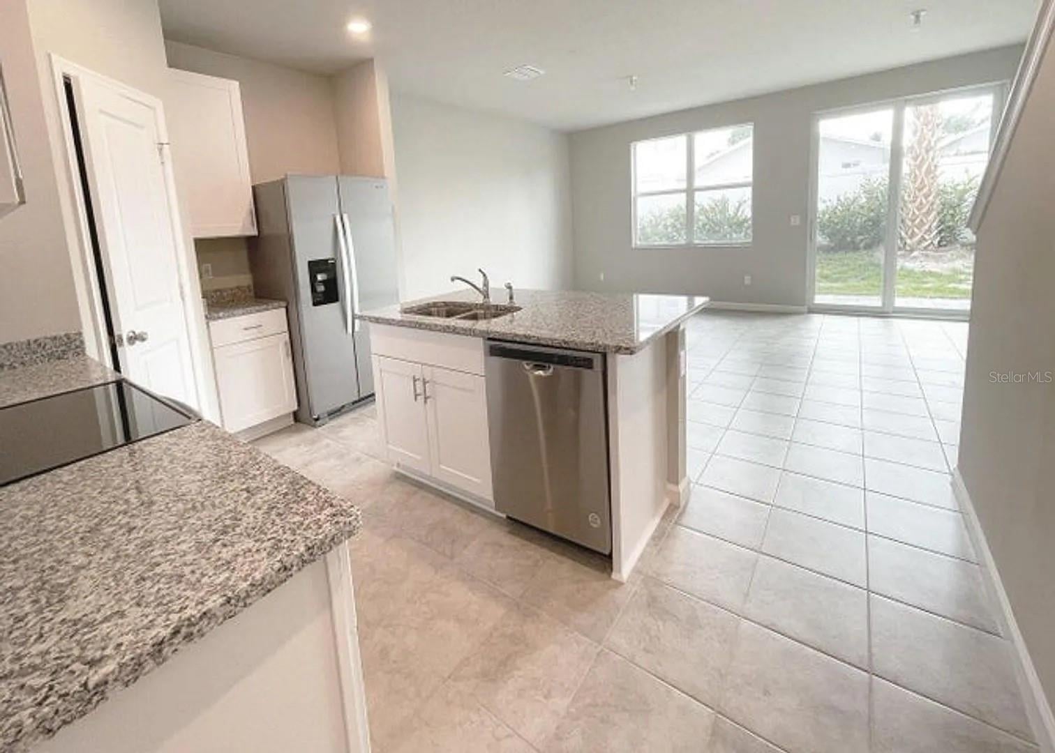 Residence photo 2