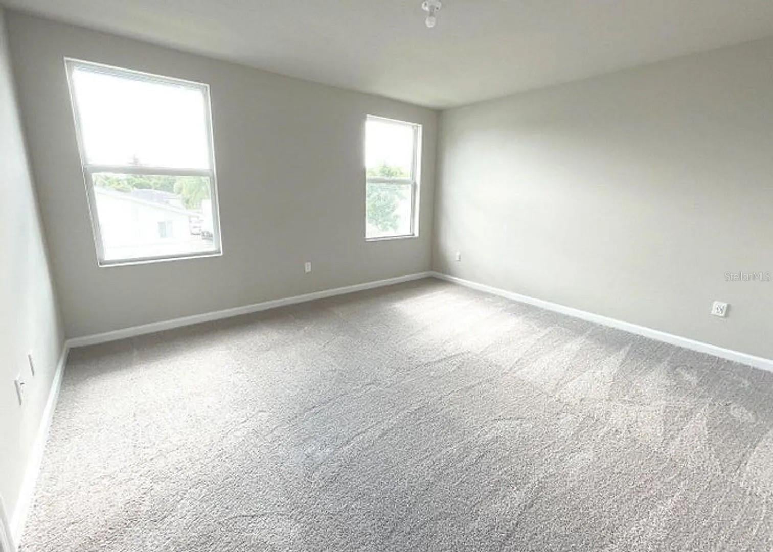 Residence photo 4
