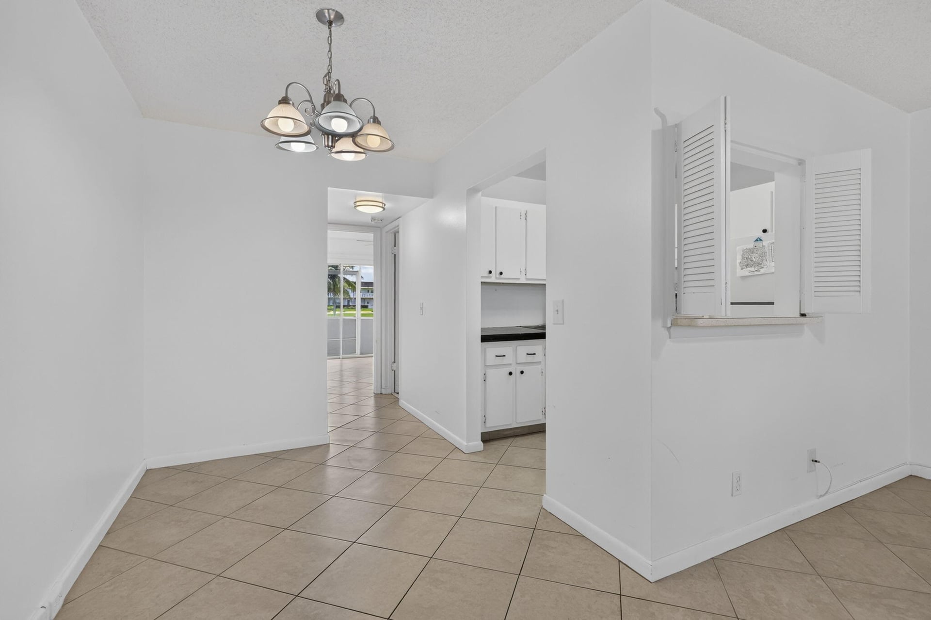 Residence photo 5