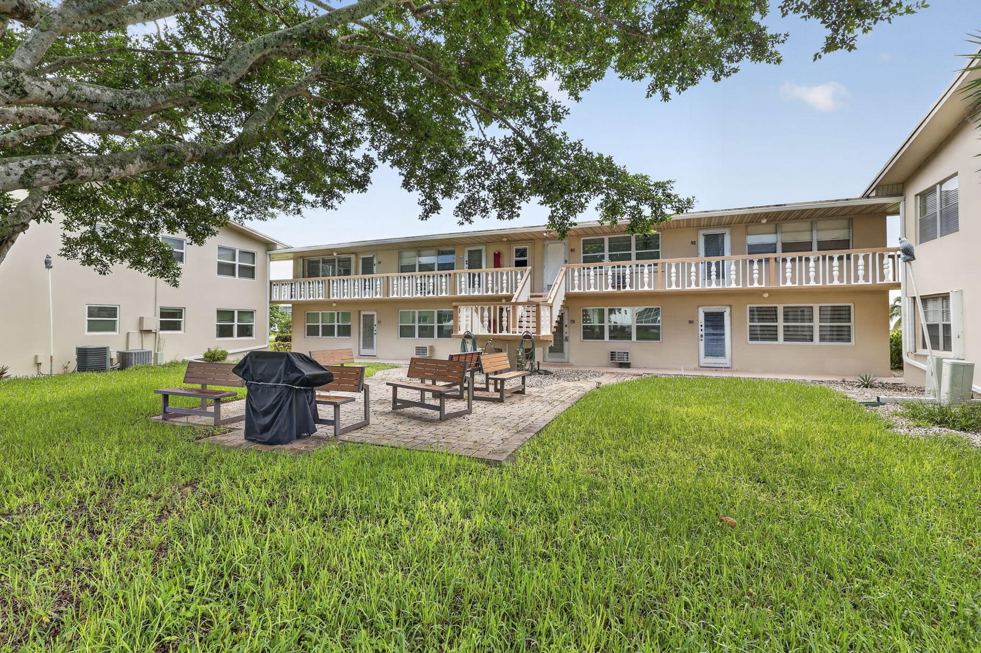 Residence photo 14