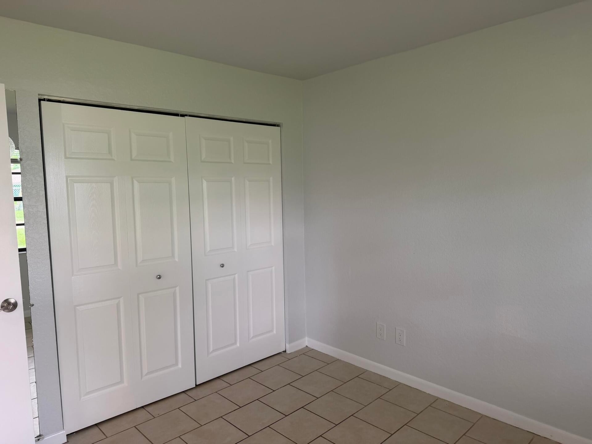  Residence photo 24