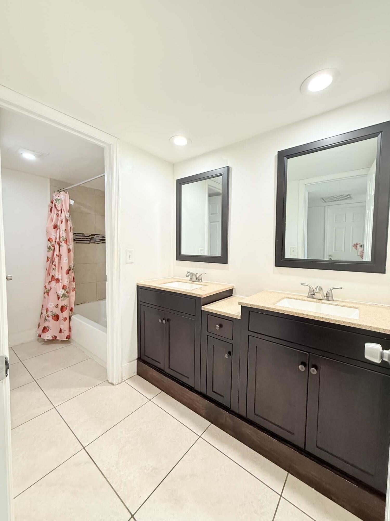 Residence photo 14