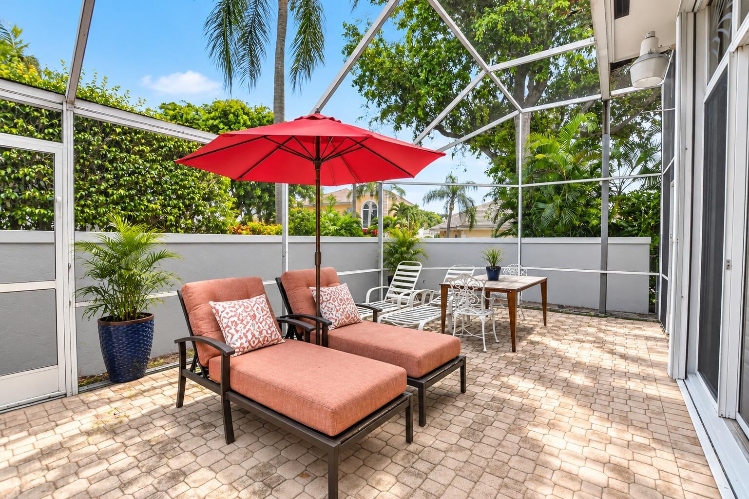  Residence photo 41