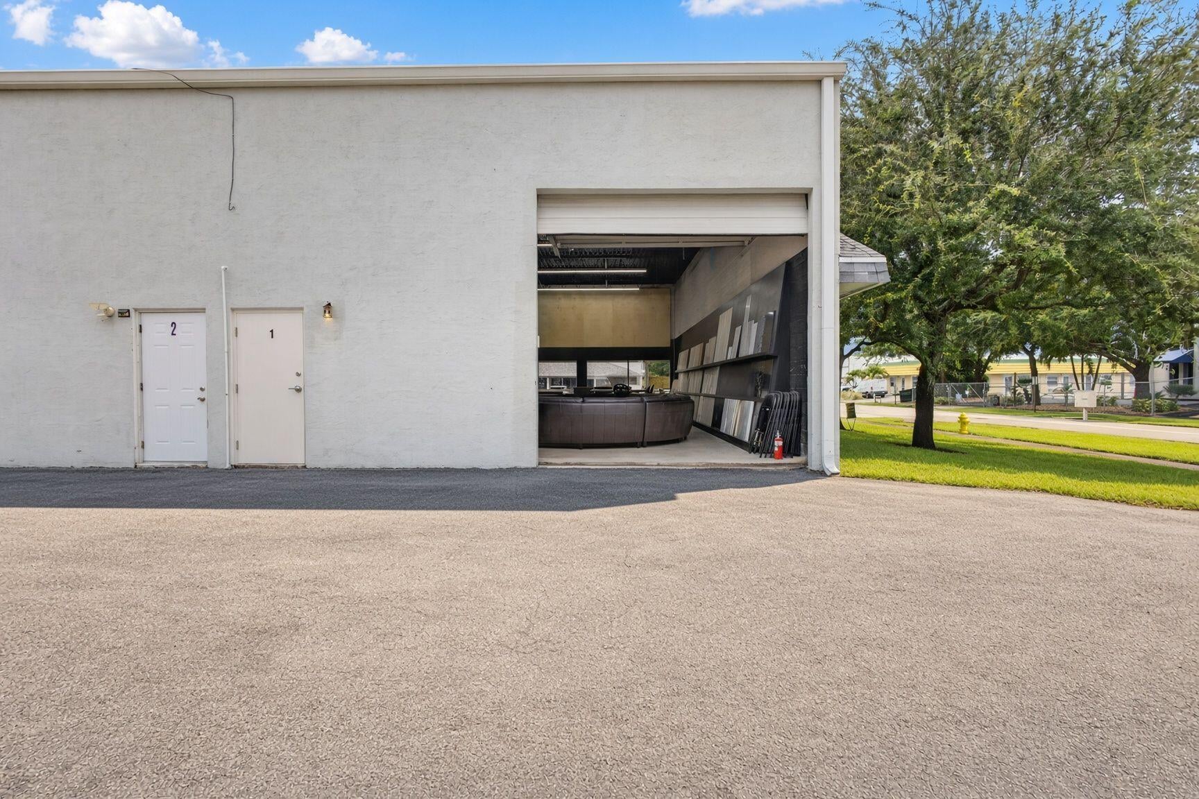 Unit 1 photo 46
