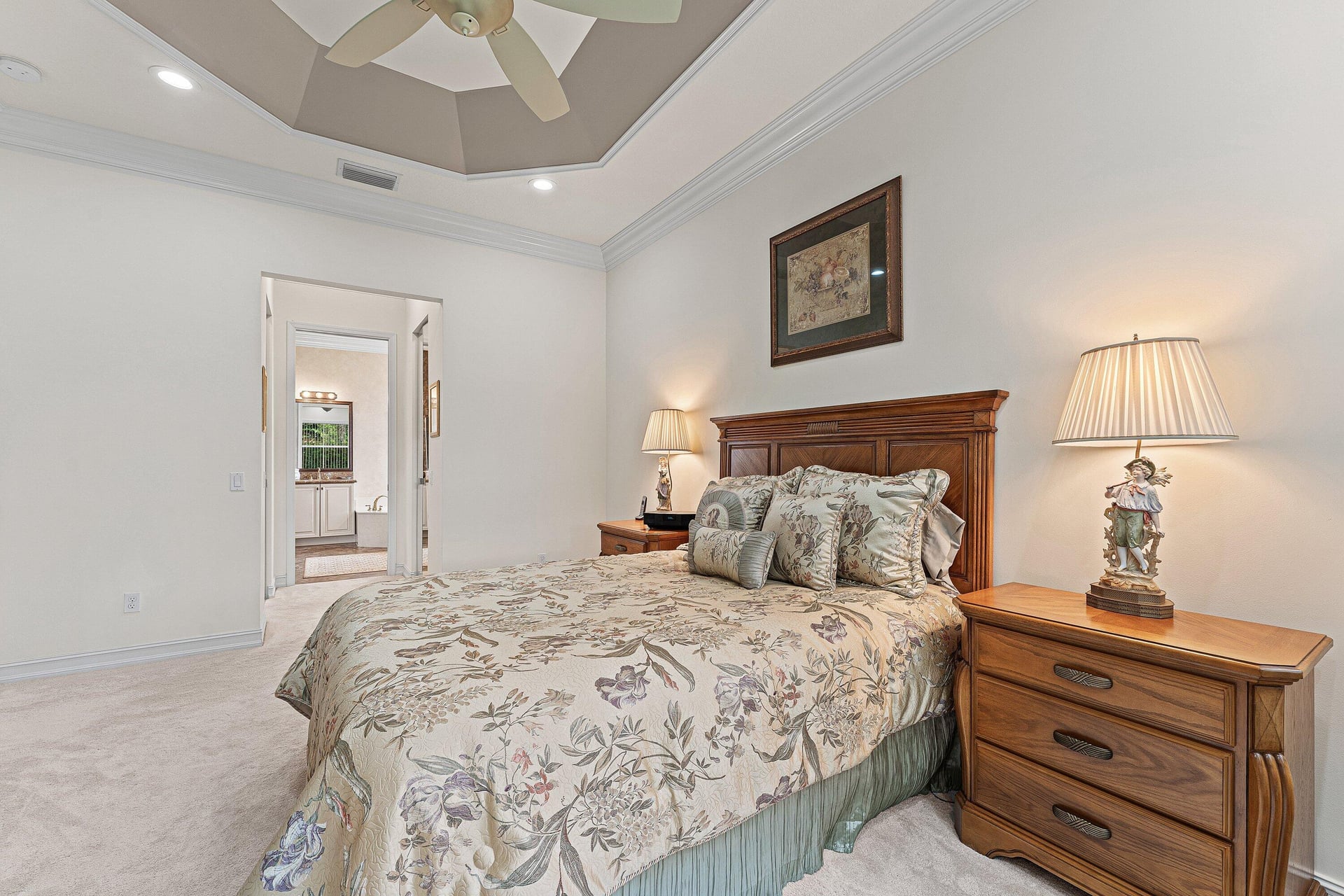 Residence photo 16