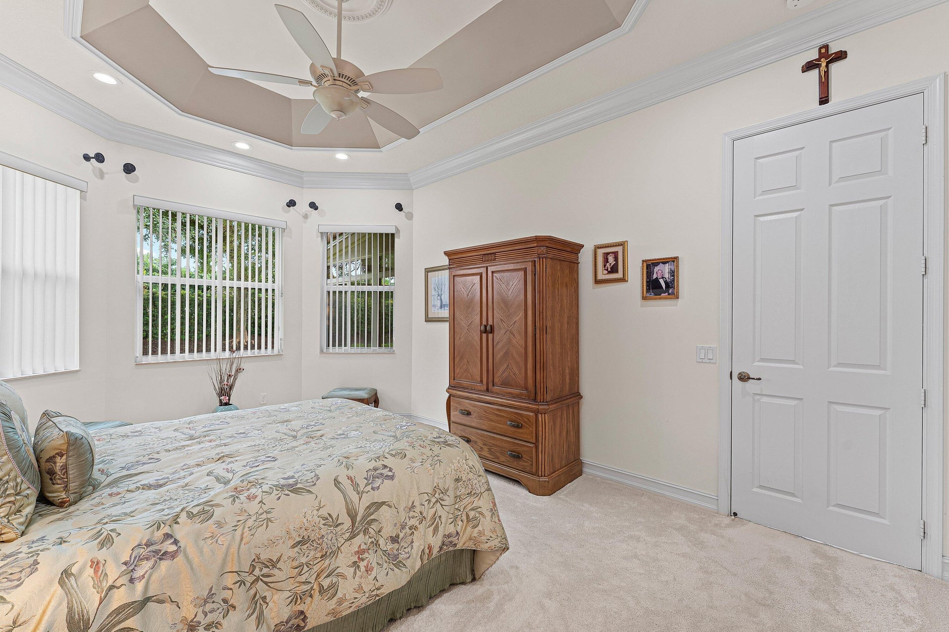 Residence photo 17