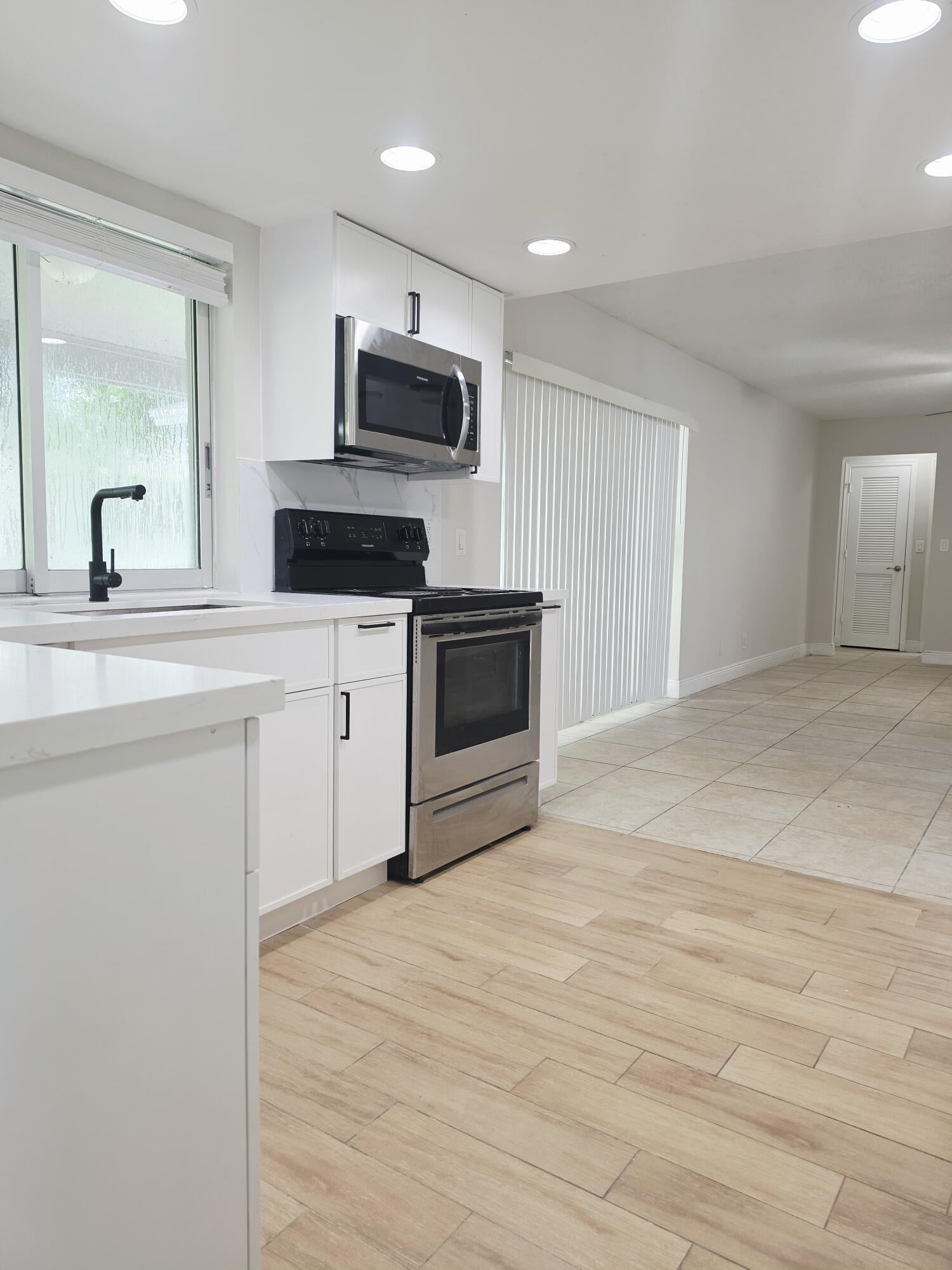  Residence photo 6