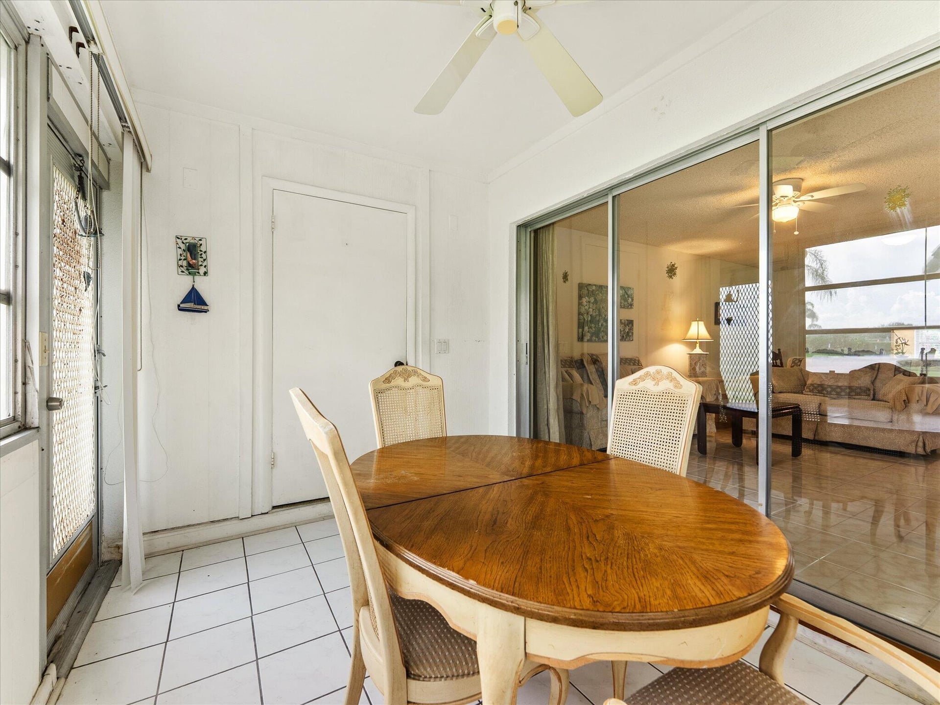  Residence photo 6