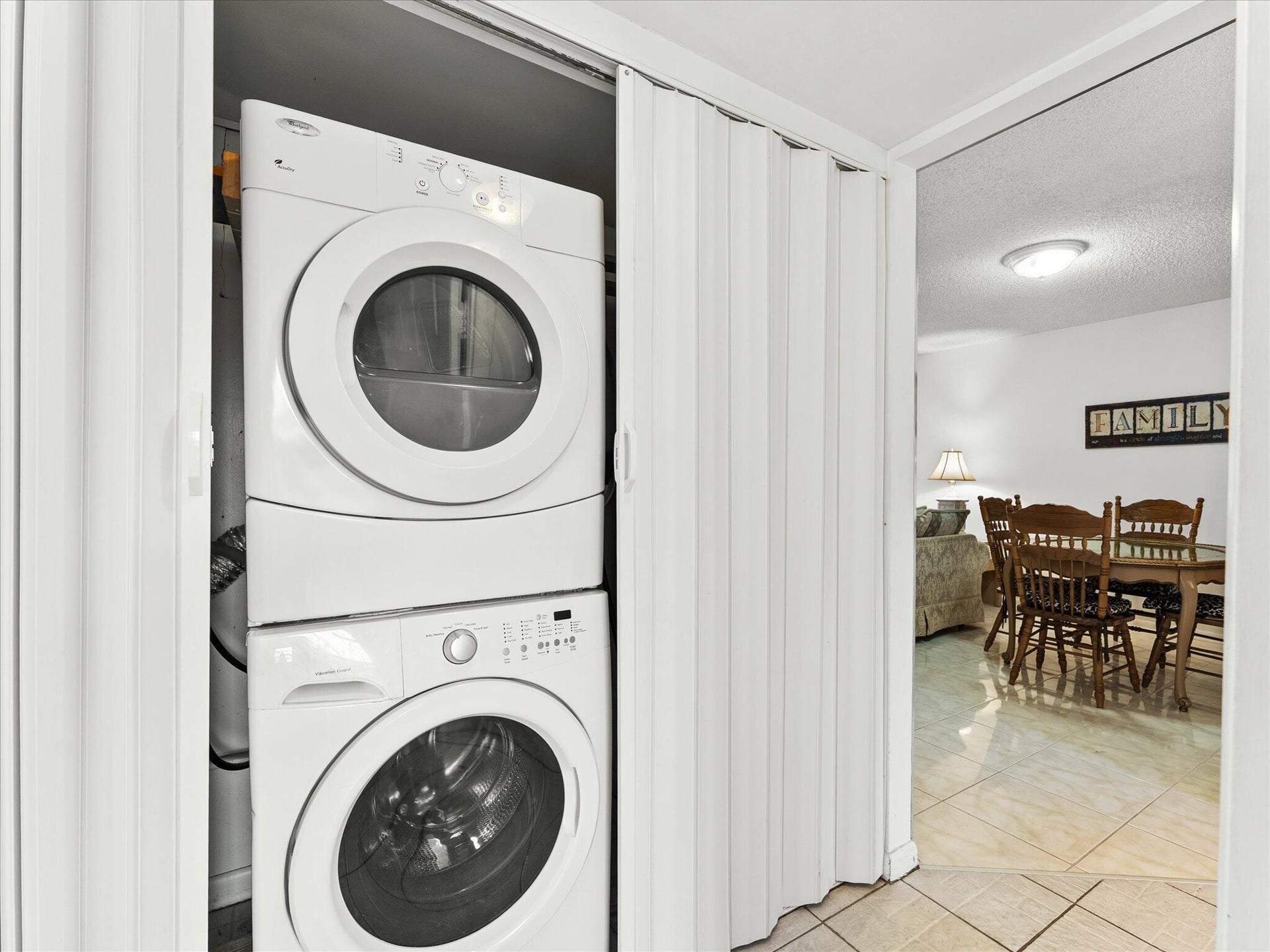  Residence photo 18