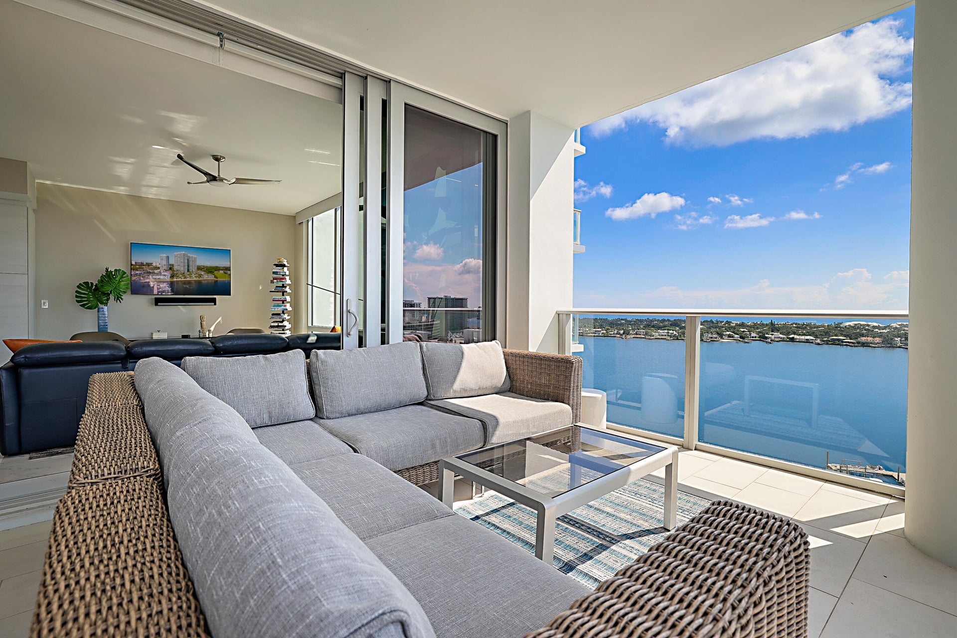 Water Club North Palm Beach Unit 1604 photo 32