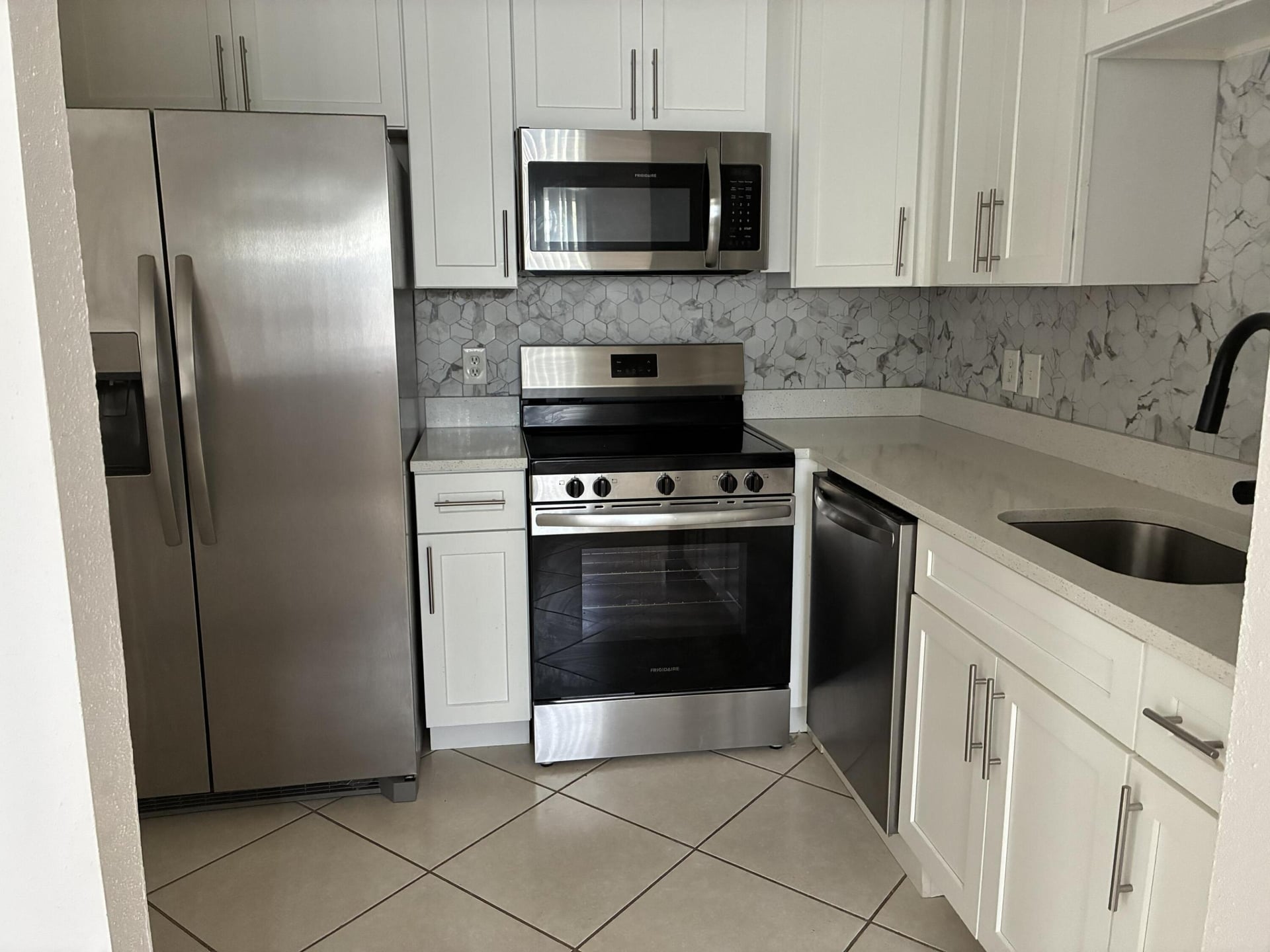  Residence photo 8