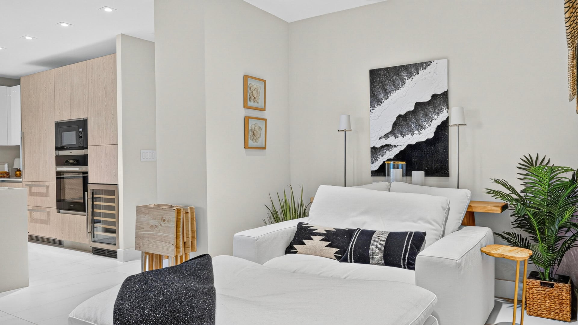 Amrit Ocean Resort & Residences Unit H1107 photo 12