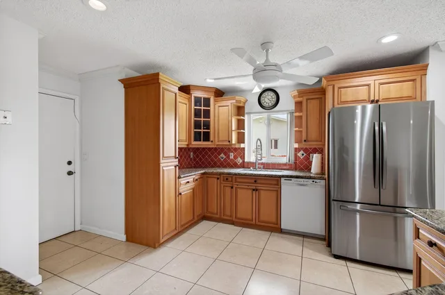 Residence photo 11