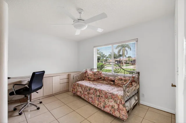 Residence photo 23