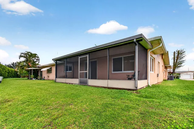 Residence photo 33