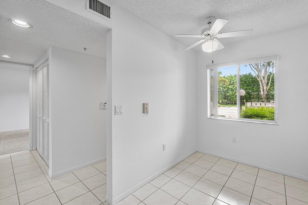 Unit 102 photo 16