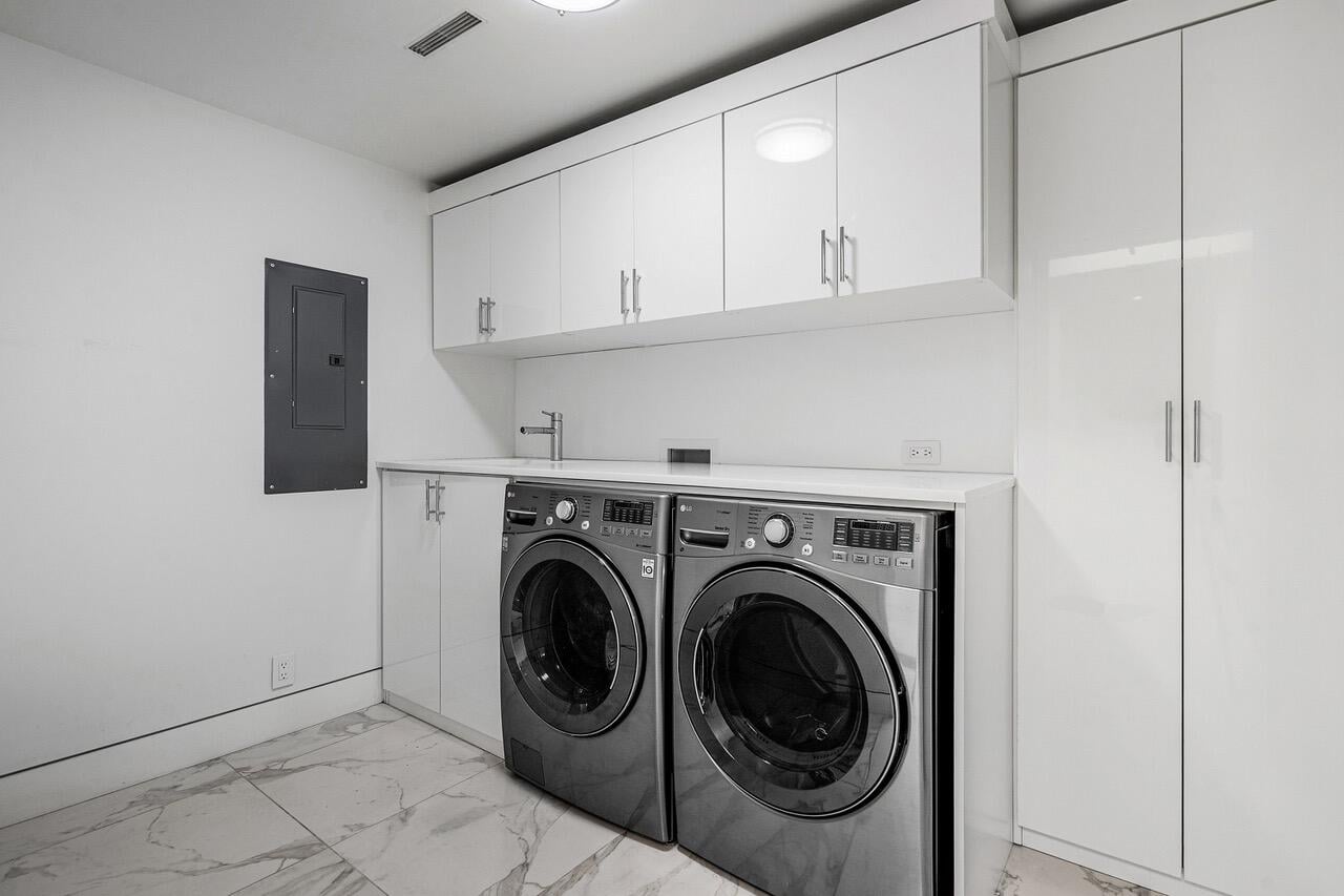 Sloan's Curve Palm Beach Unit 402 photo 14