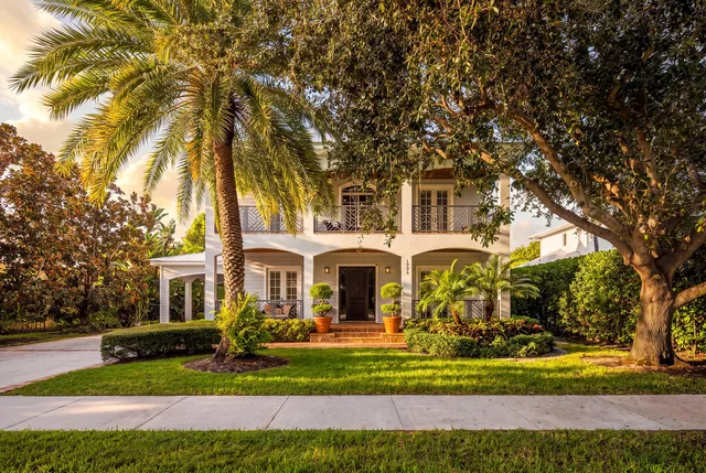 Residence photo 2