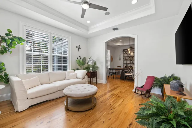 Residence photo 18