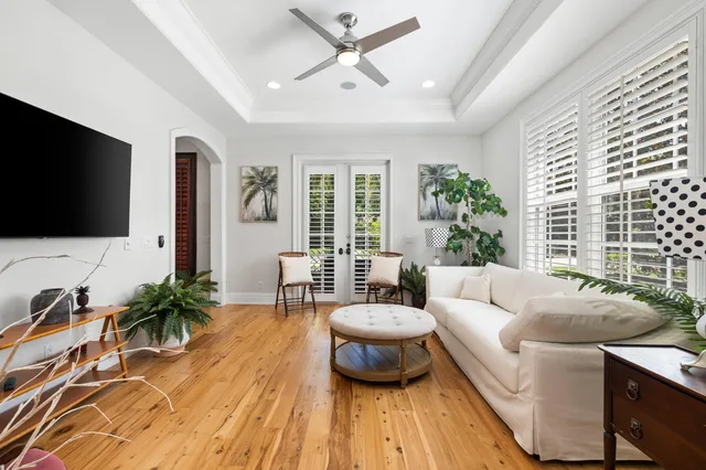 Residence photo 19