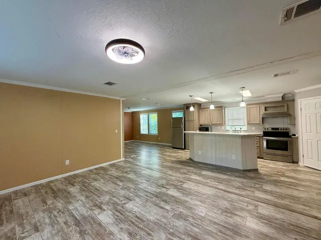 Residence photo 6