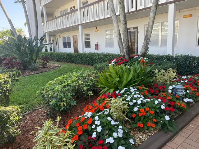 Residence photo 3