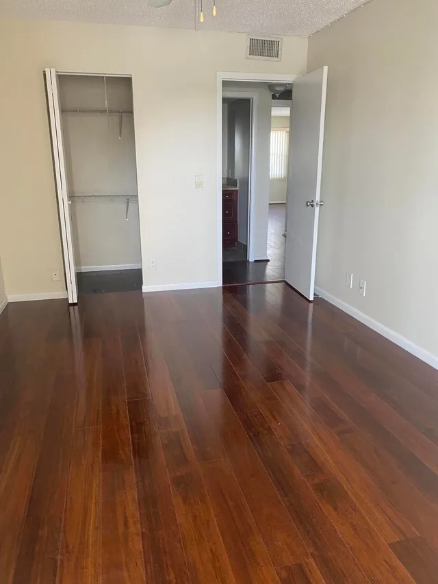 Residence photo 26