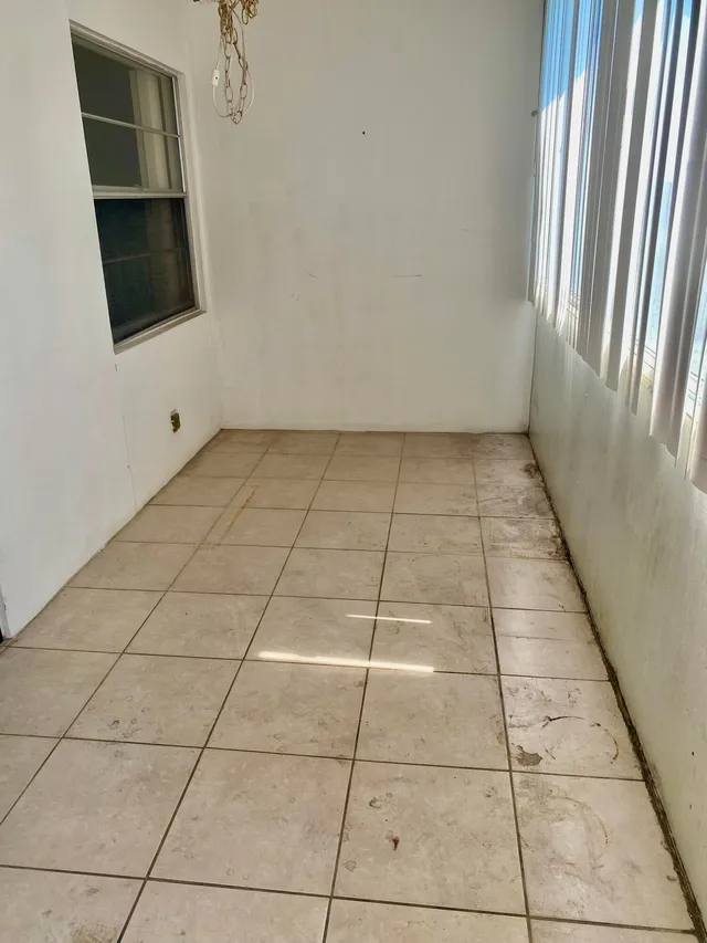 Residence photo 34