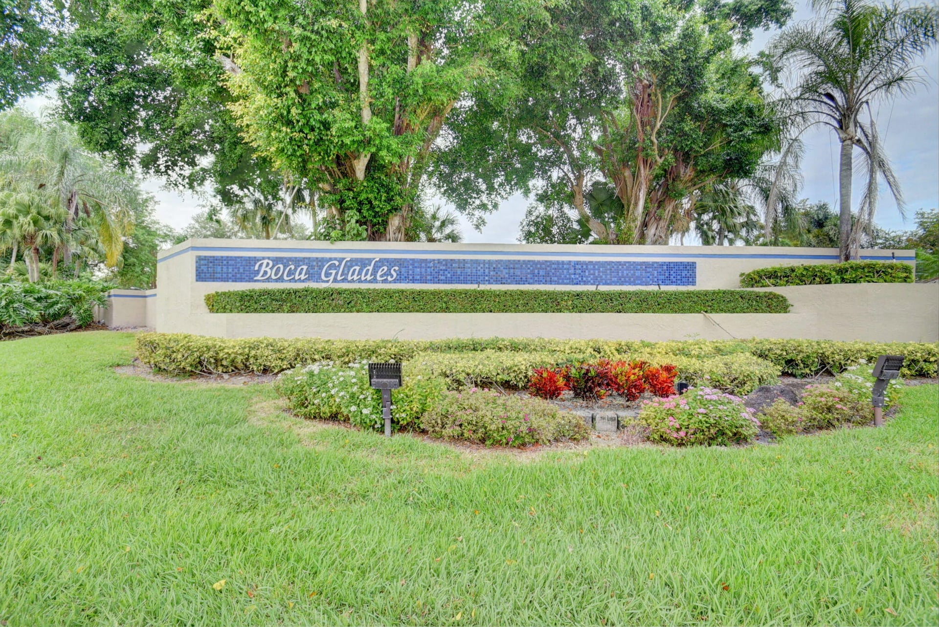 Unit F photo 61