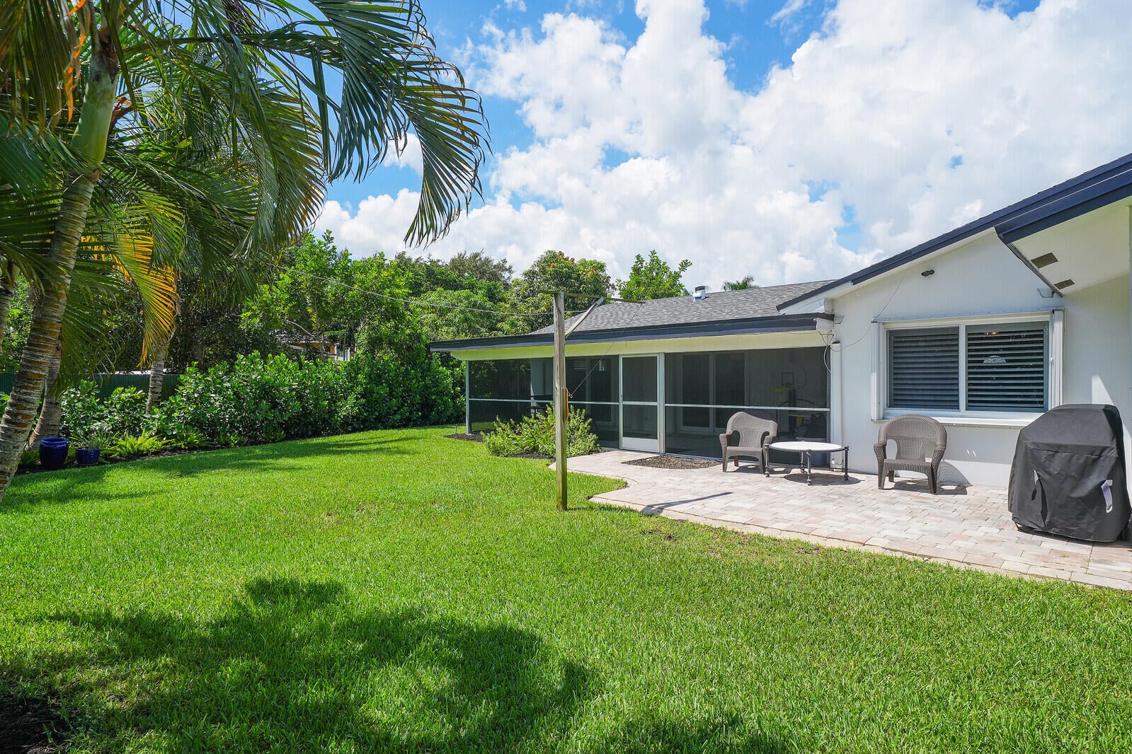  Residence photo 34