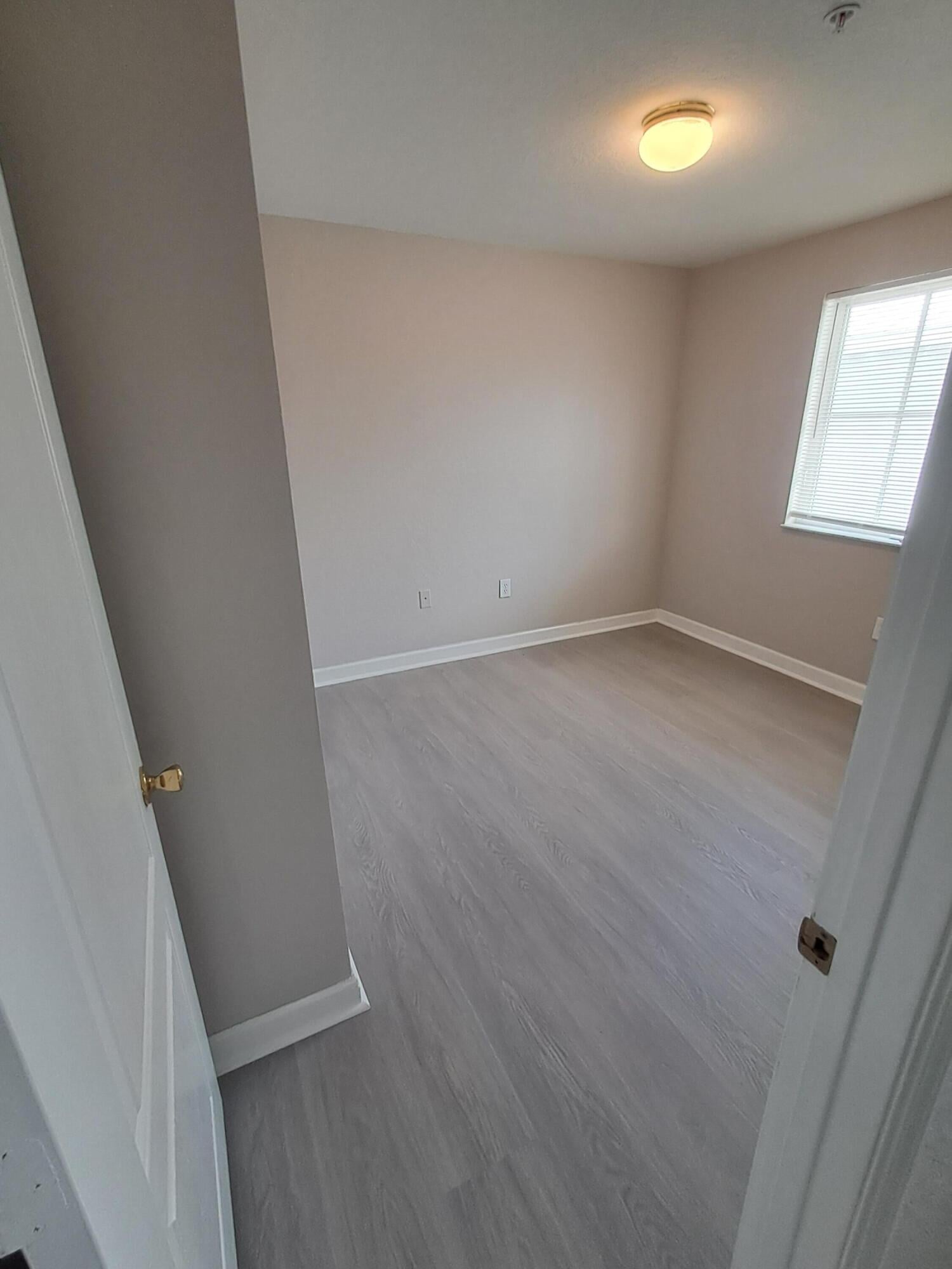  Residence photo 6