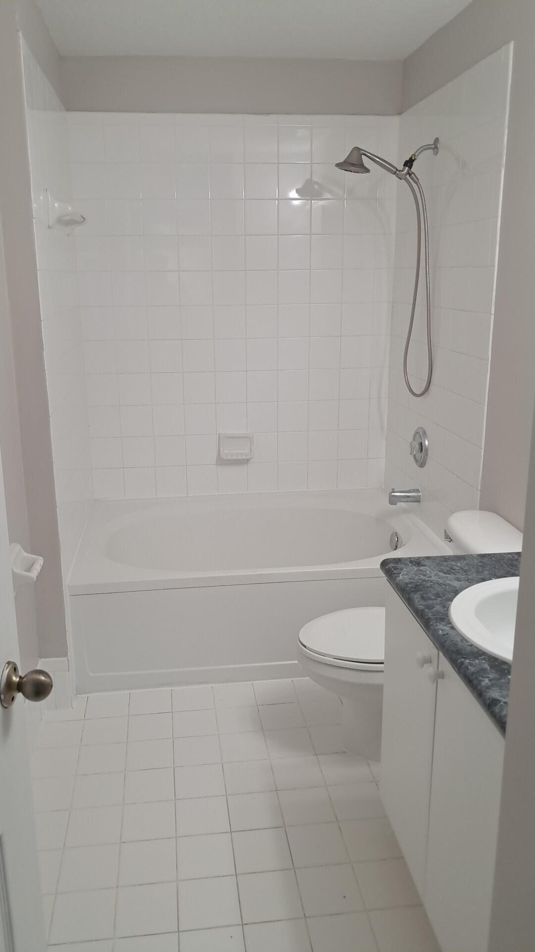  Residence photo 12