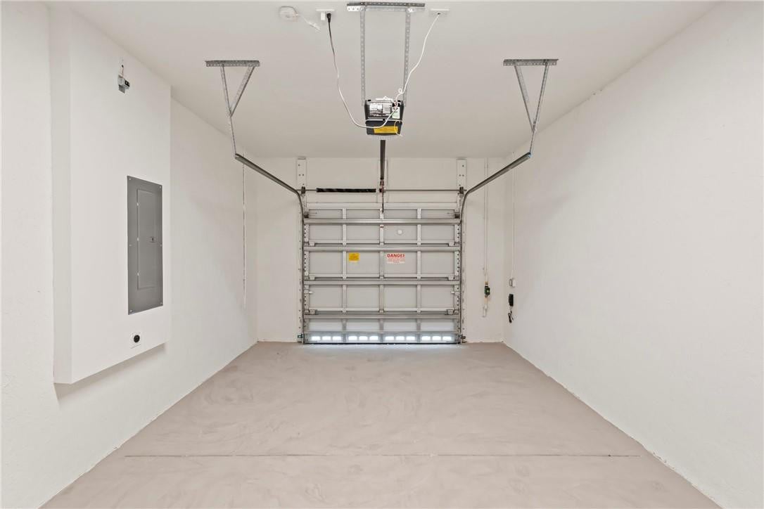 Residence photo 11