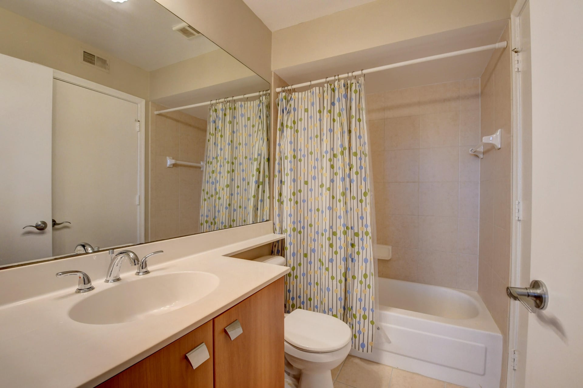 Unit A photo 23