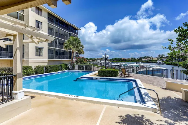 Jonathan's Landing Jupiter FL Residence photo 78
