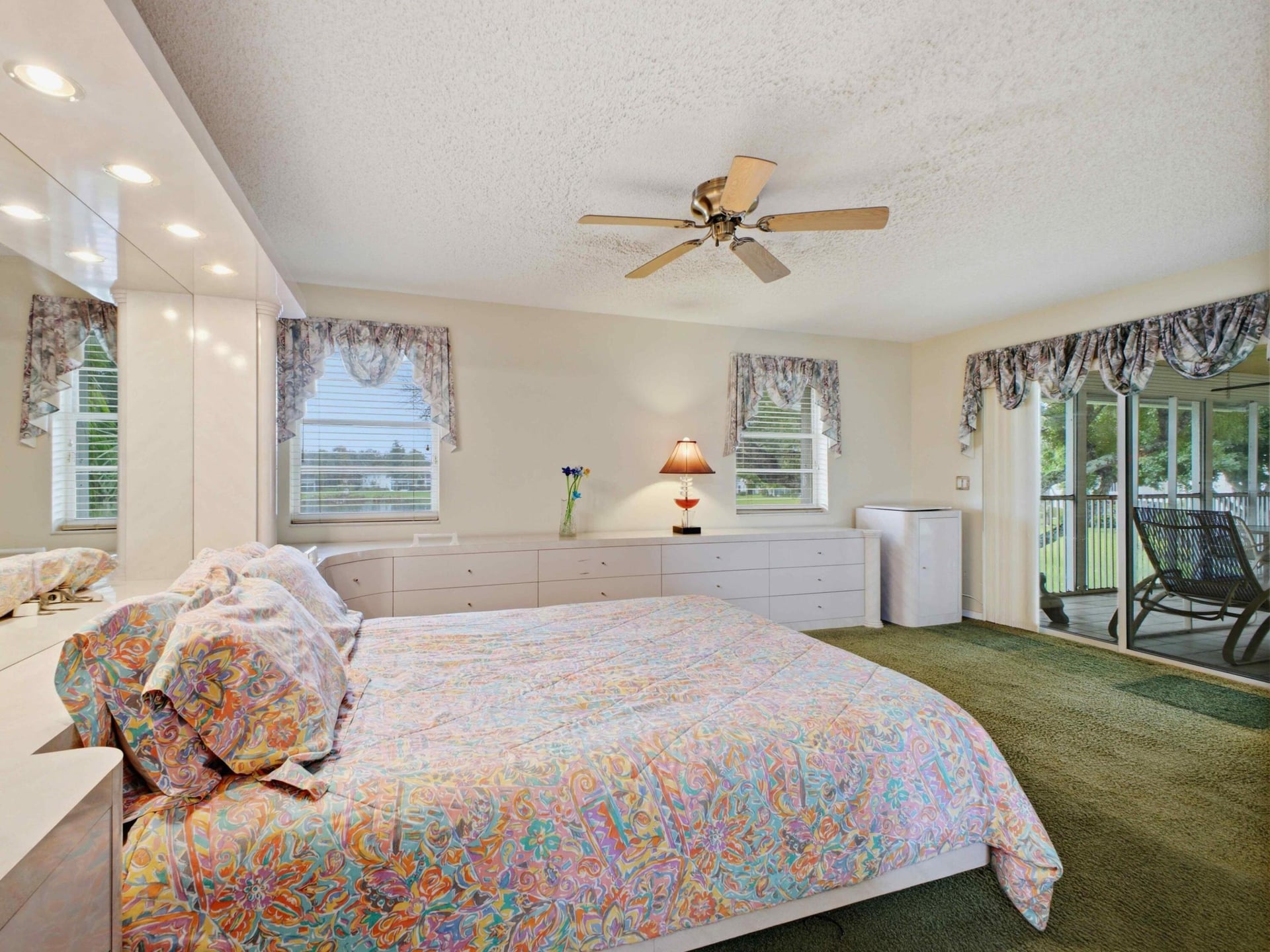 Unit 202 photo 20